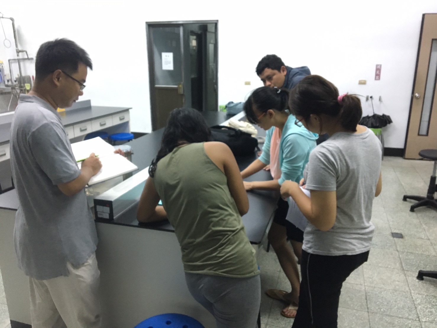 從發酵海鮮食品中篩選益生菌之研究
